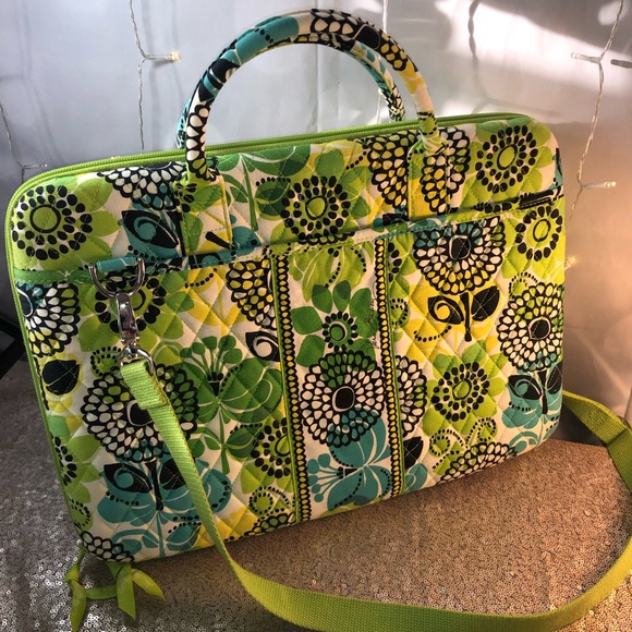 Vera Bradley Handbags - Vera Bradley 17” Laptop Hard Shell Case